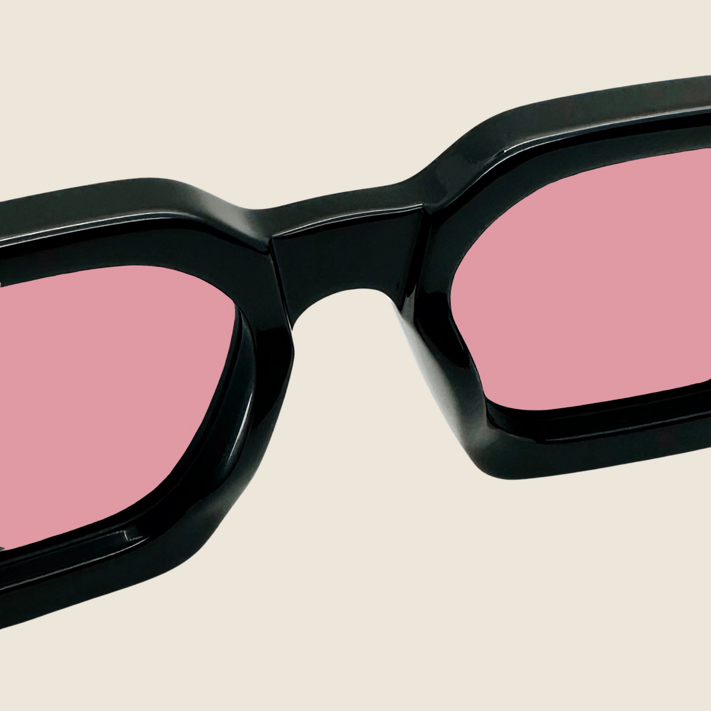 The Nemesis Black/Red (POLARIZED)