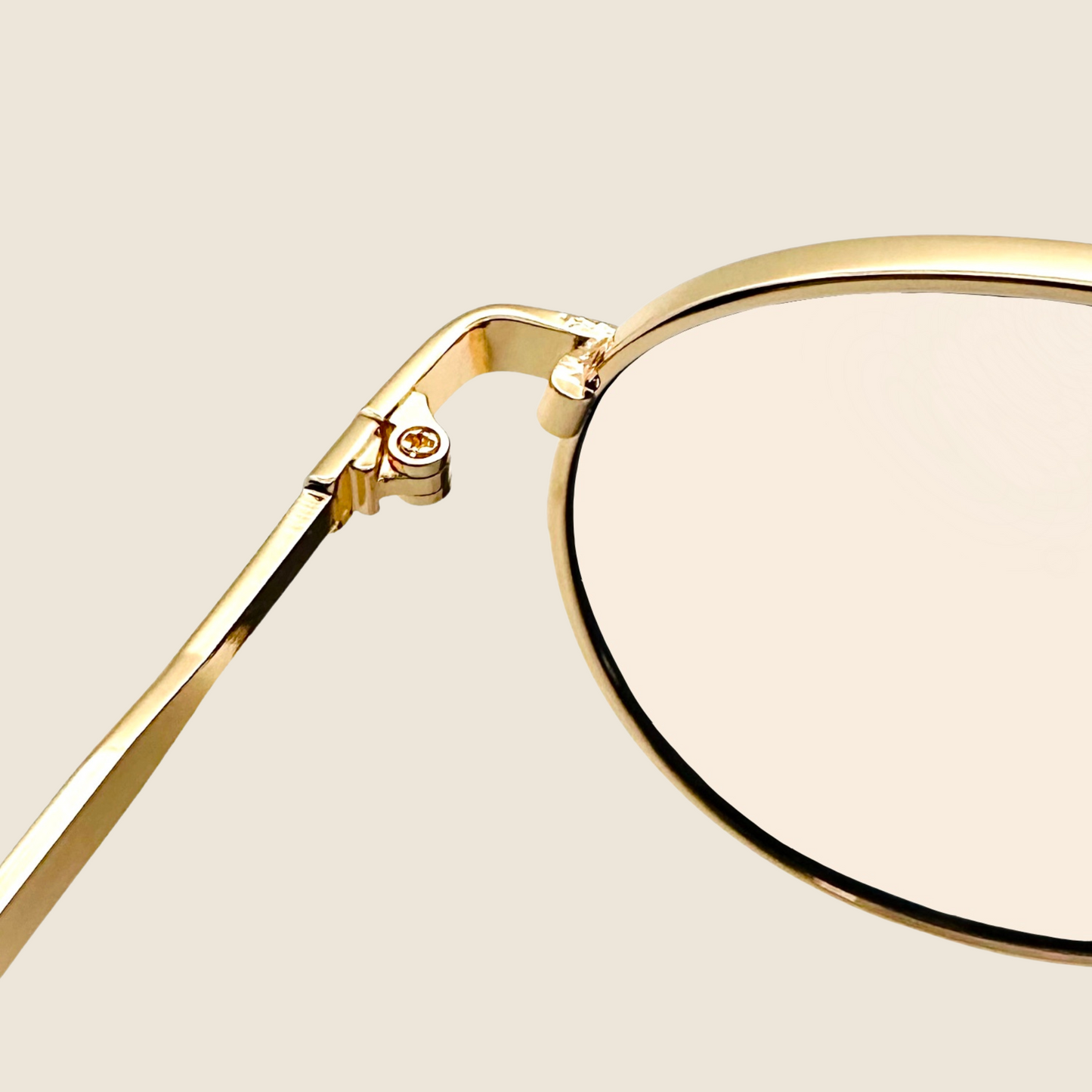 The Classic Round Gold