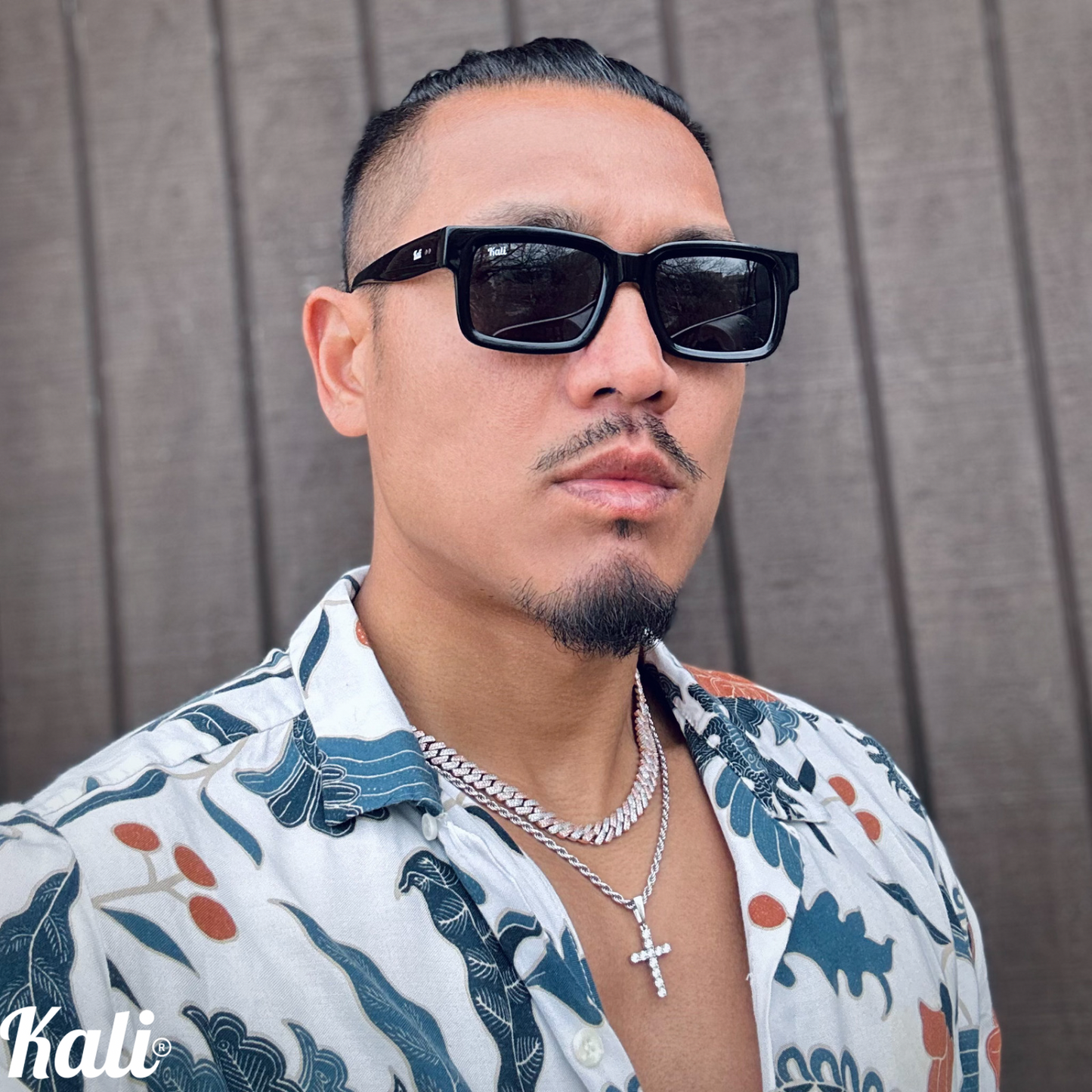 The Phenom Black (POLARIZED)