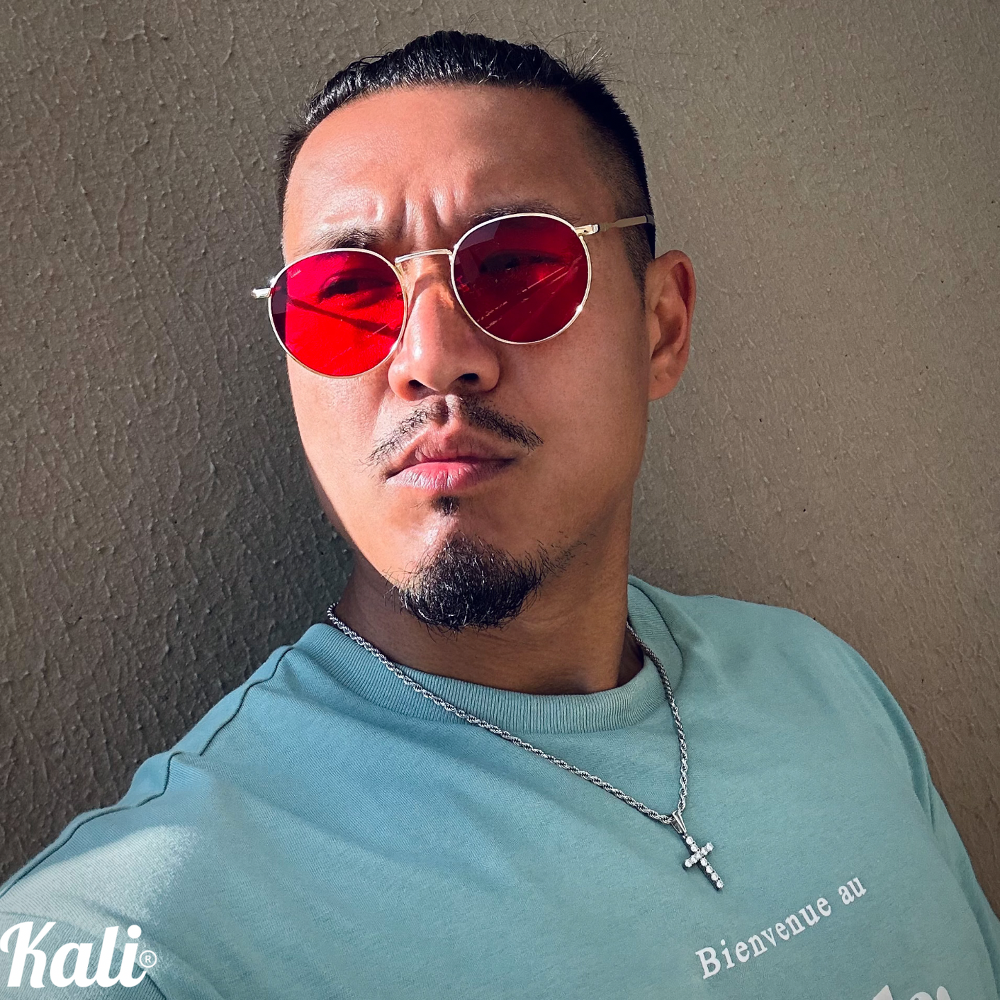 The Classic Round Cherry Red