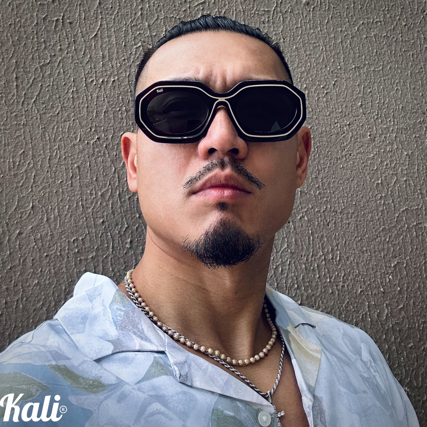 The Venta Black (POLARIZED)