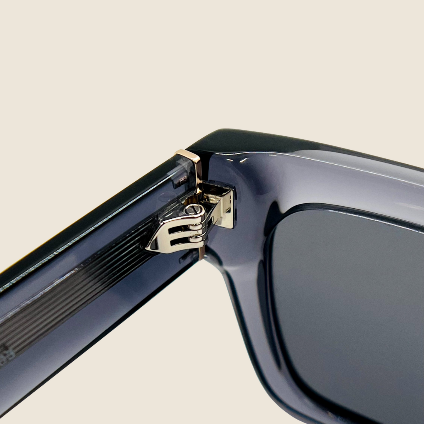 The Zeus Gray (POLARIZED)