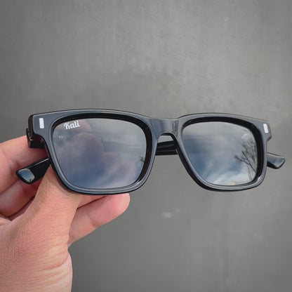 The Axis Black (POLARIZED)