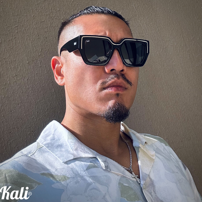 The Vouge Black (POLARIZED)