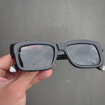 The Phenom Black (POLARIZED)